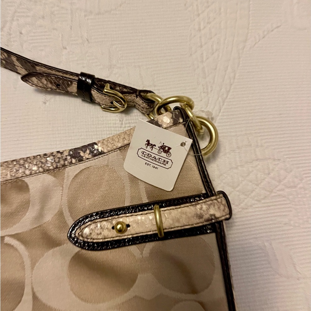 Coach Shoulder bag - Picture 5 of 12
